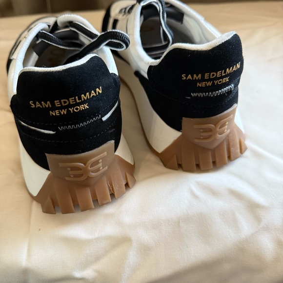 Sam Edelman Black and White Women's Sneakers - Picture 5 of 6